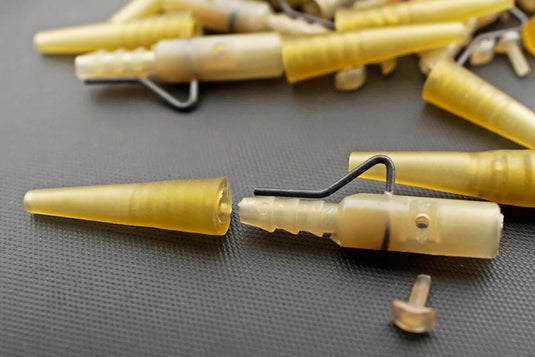 Distance Safety Leadclip With Pin.