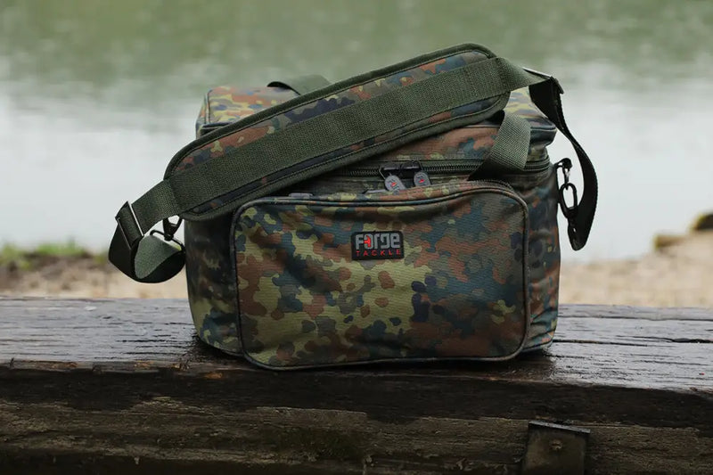 Load image into Gallery viewer, FTR Camo Padded Carry Bag.