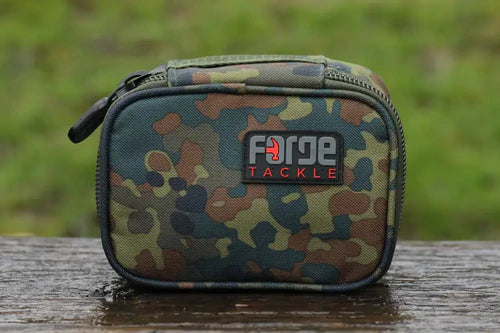 Load image into Gallery viewer, FTR Camo Easy Pouch Medium.