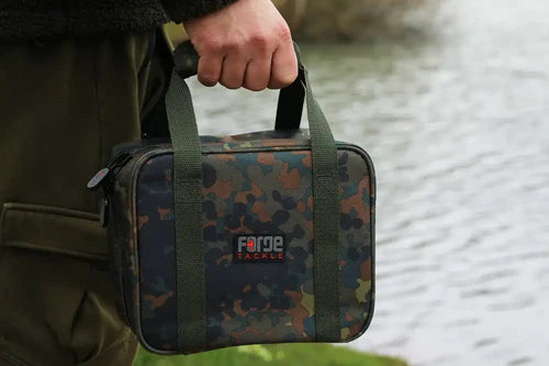 FTR Camo Hookbait Bag.
