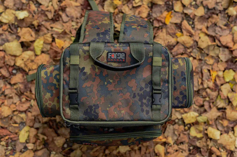 Load image into Gallery viewer, FTR Camo Rucksack.