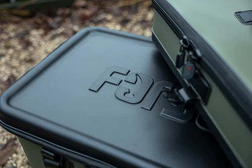 Load image into Gallery viewer, EVA Table Top Master Bag Compact
