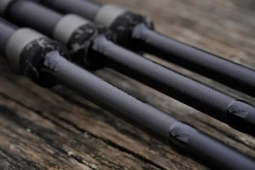 Load image into Gallery viewer, Razor Carp Rods
